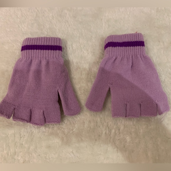 Disney Fairies Hat and Gloves set - Picture 5 of 9